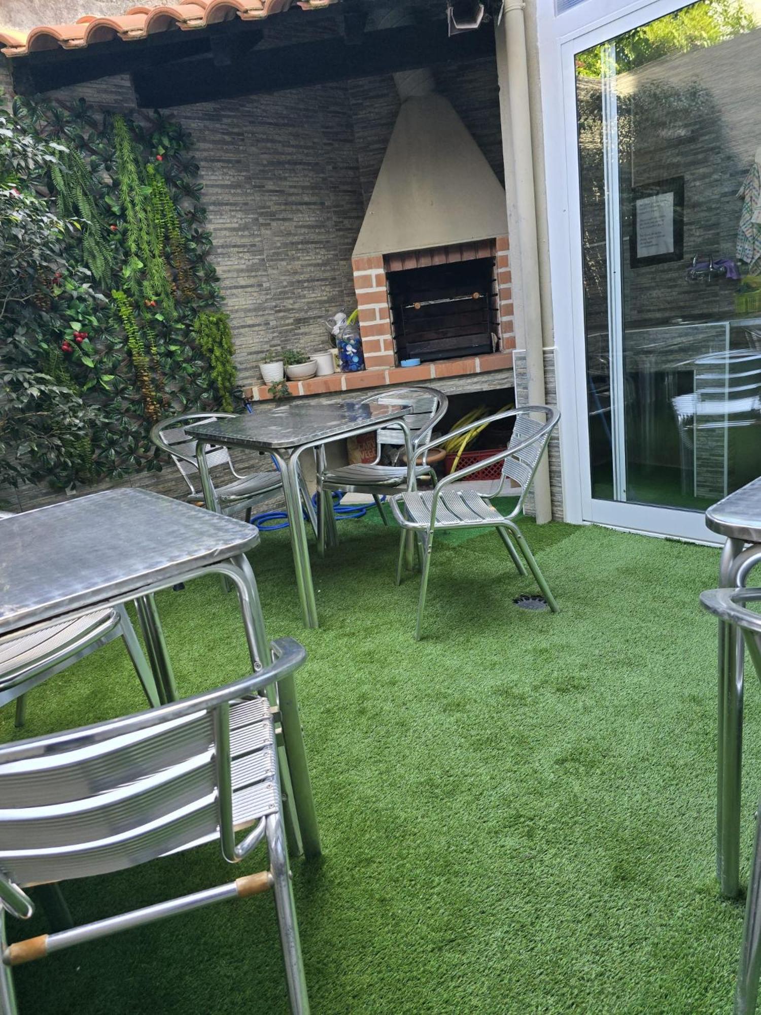 Sunny House Hostal Lagos